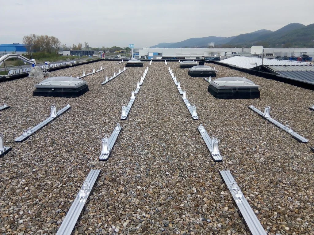 Industrial Hibrid 25 kWp - imaginea 3