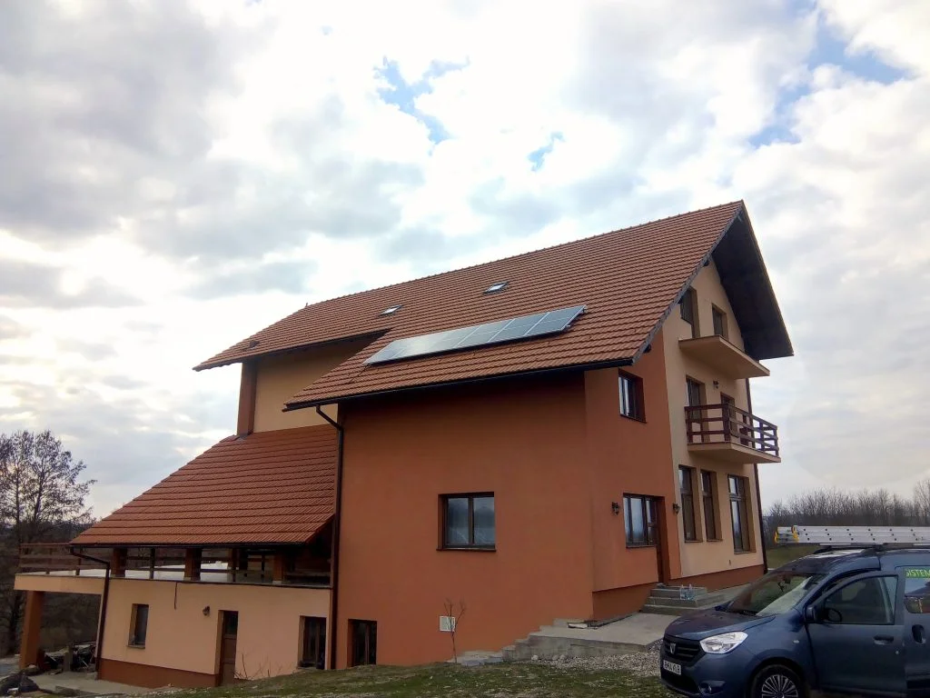 Off-Grid 1.68 kWp - Satulung, Sibiu